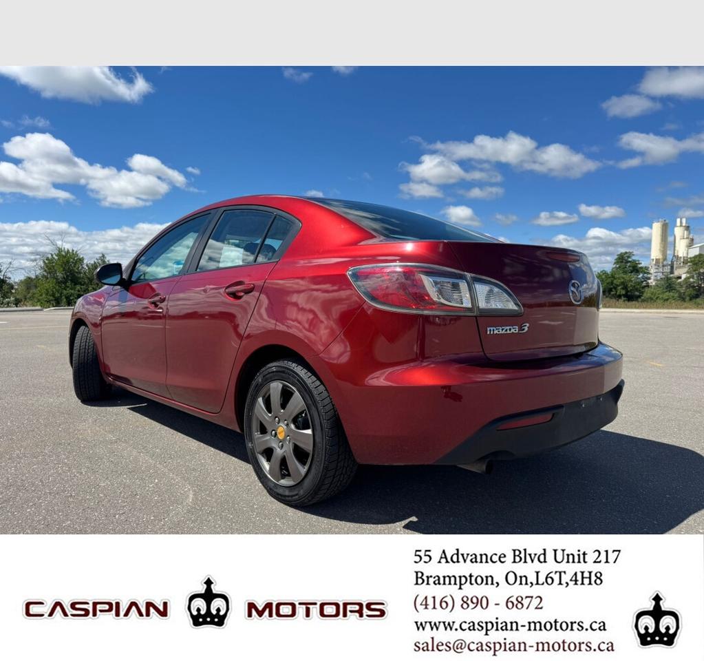 2011 Mazda MAZDA3 GX Photo