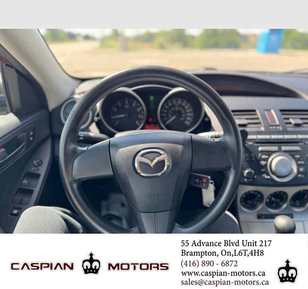 2011 Mazda MAZDA3 GX Photo