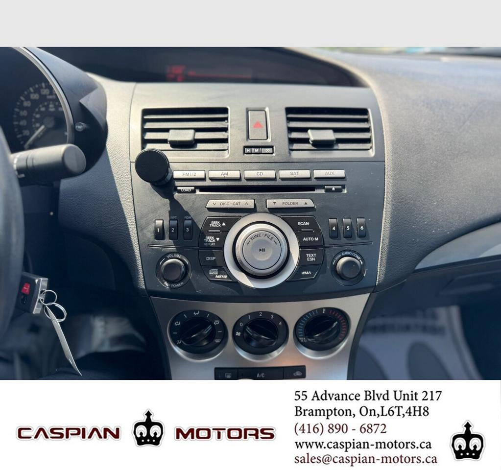 2011 Mazda MAZDA3 GX Photo