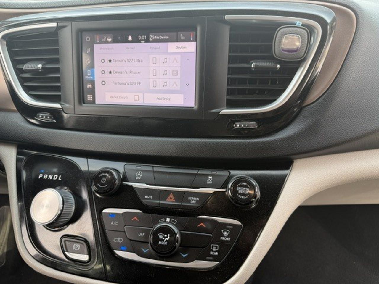 2022 Chrysler Grand Caravan up to 8 yrs. 160,000 Kms Powertrain warranty! Free Photo