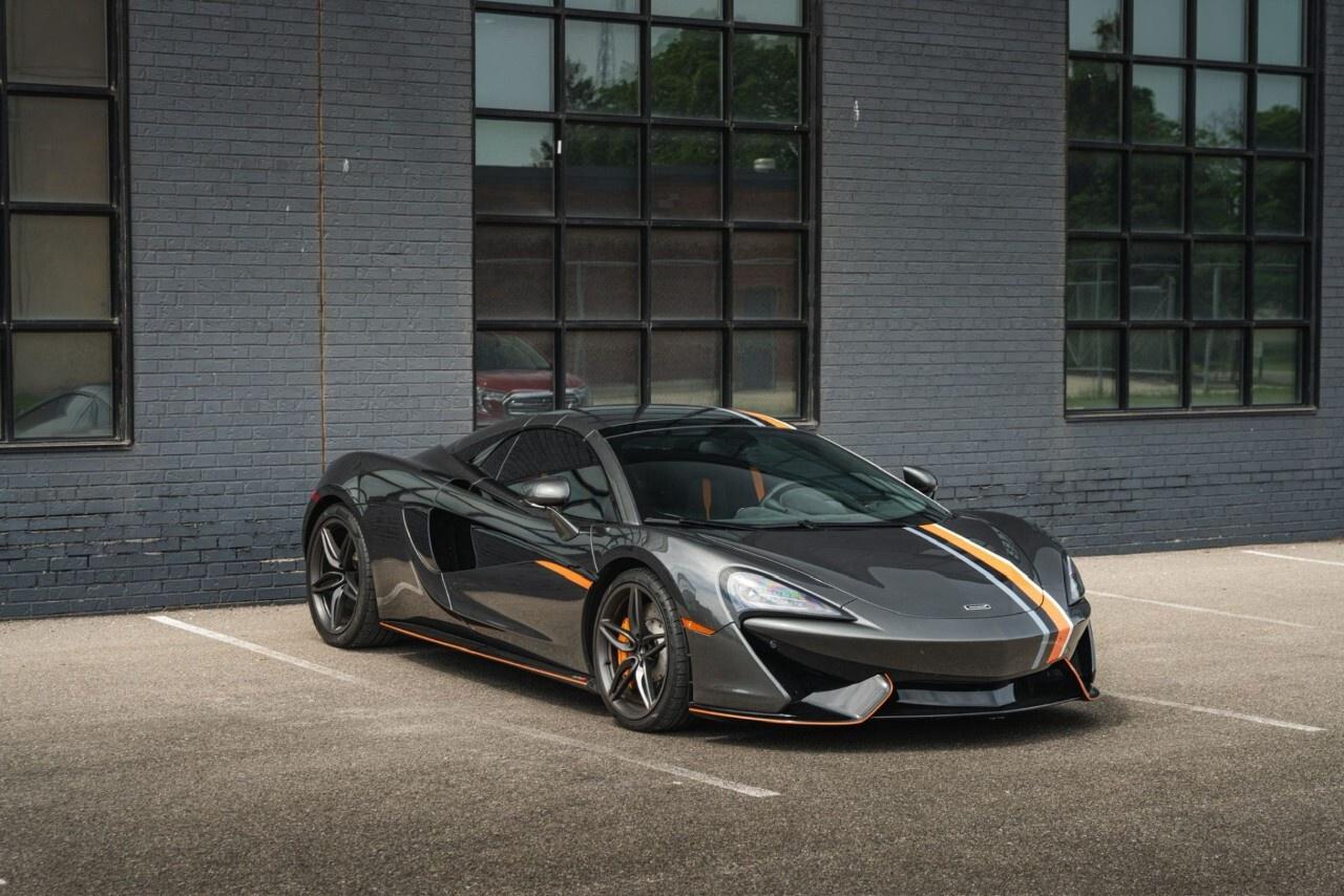 2020 McLaren 570S SPIDER Photo