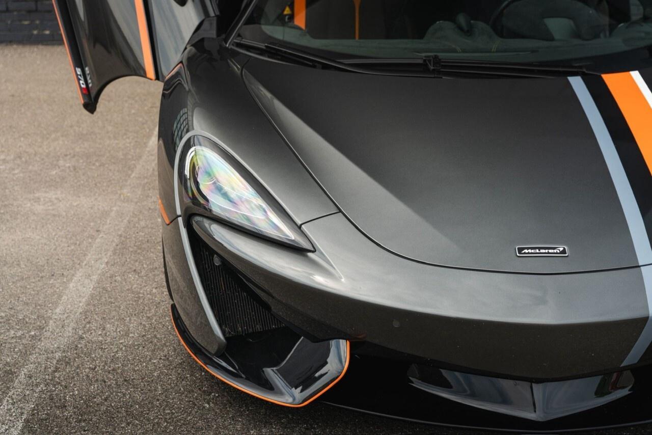 2020 McLaren 570S SPIDER Photo