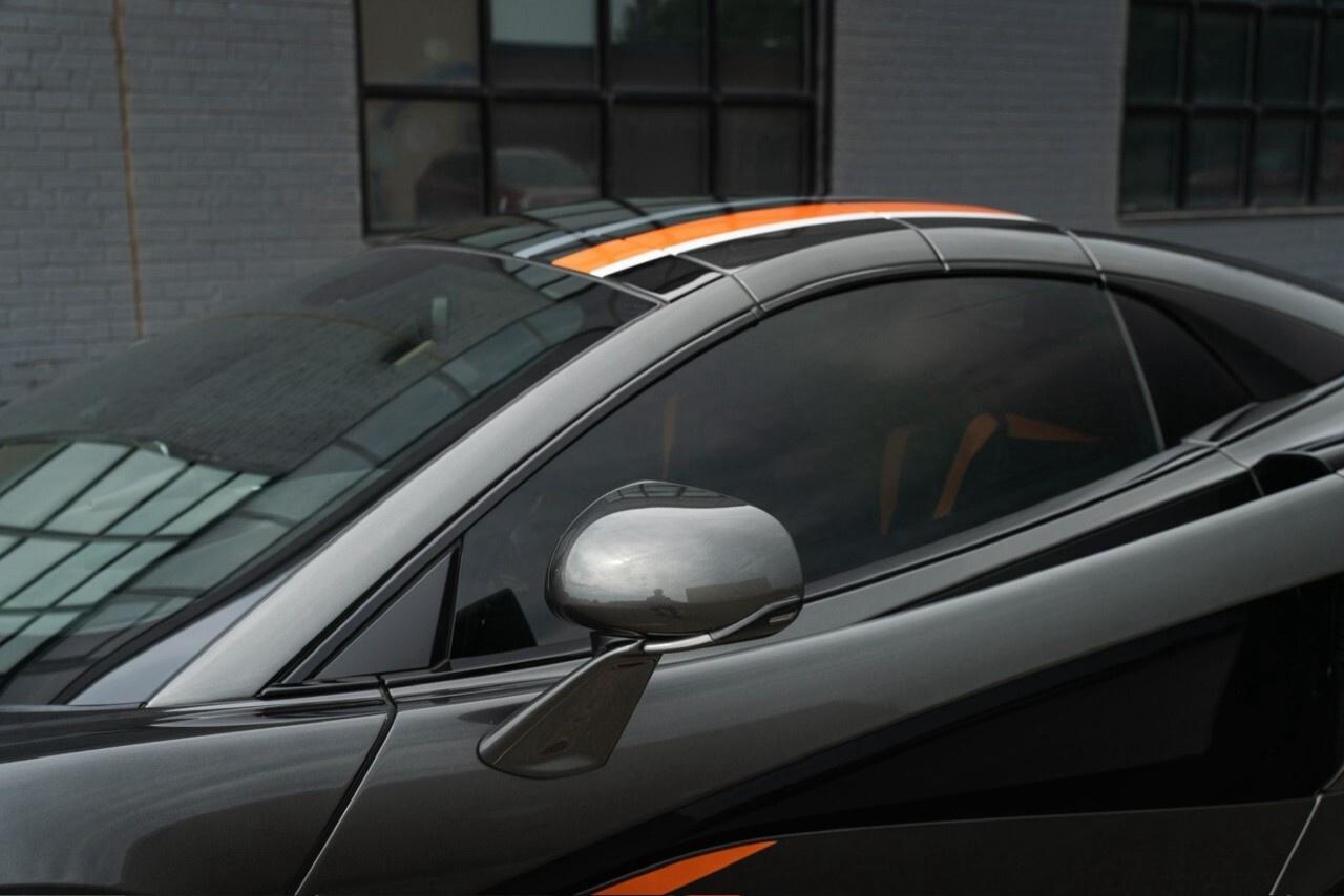 2020 McLaren 570S SPIDER Photo