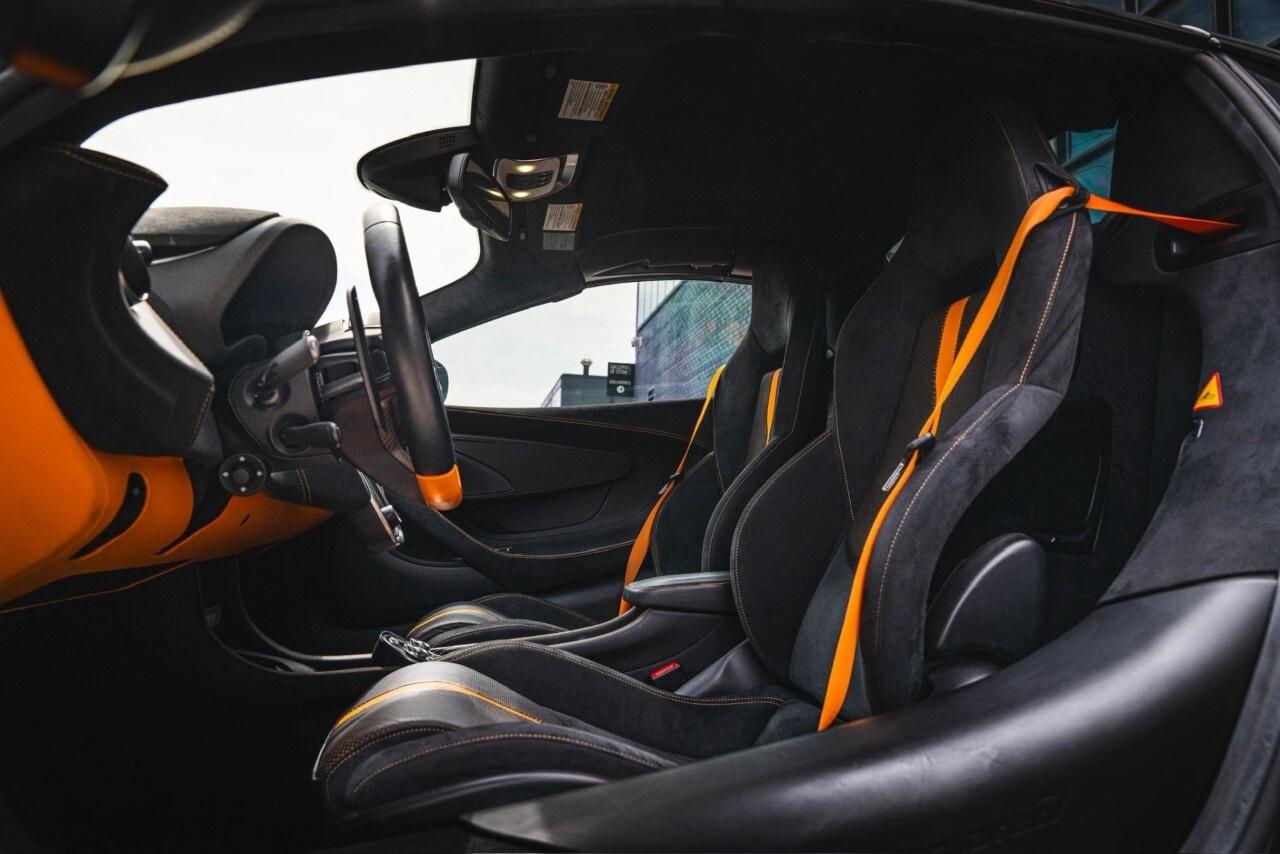 2020 McLaren 570S SPIDER Photo