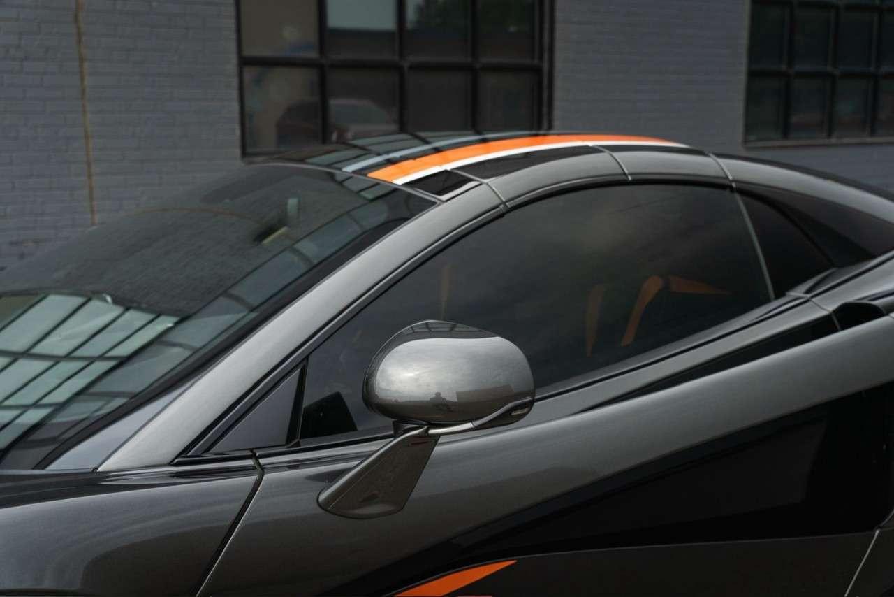 2020 McLaren 570S SPIDER Photo