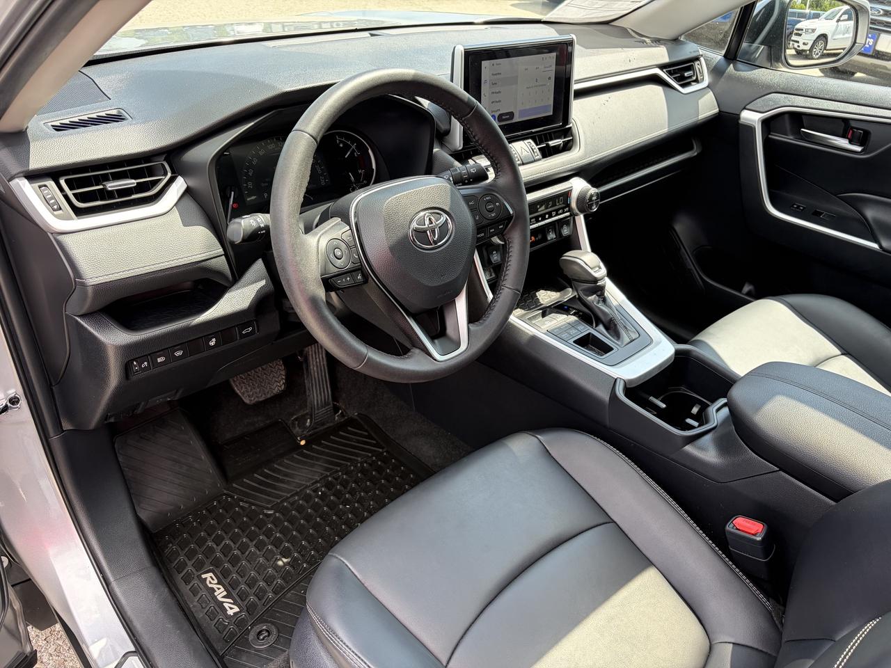 2024 Toyota RAV4 XLE Premium AWD   Sunroof   Leather   Heated Seats Photo