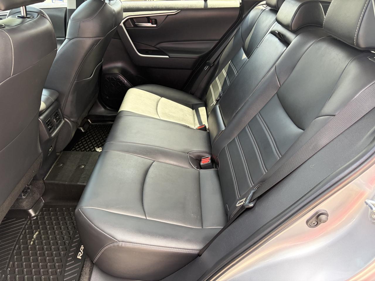 2024 Toyota RAV4 XLE Premium AWD   Sunroof   Leather   Heated Seats Photo