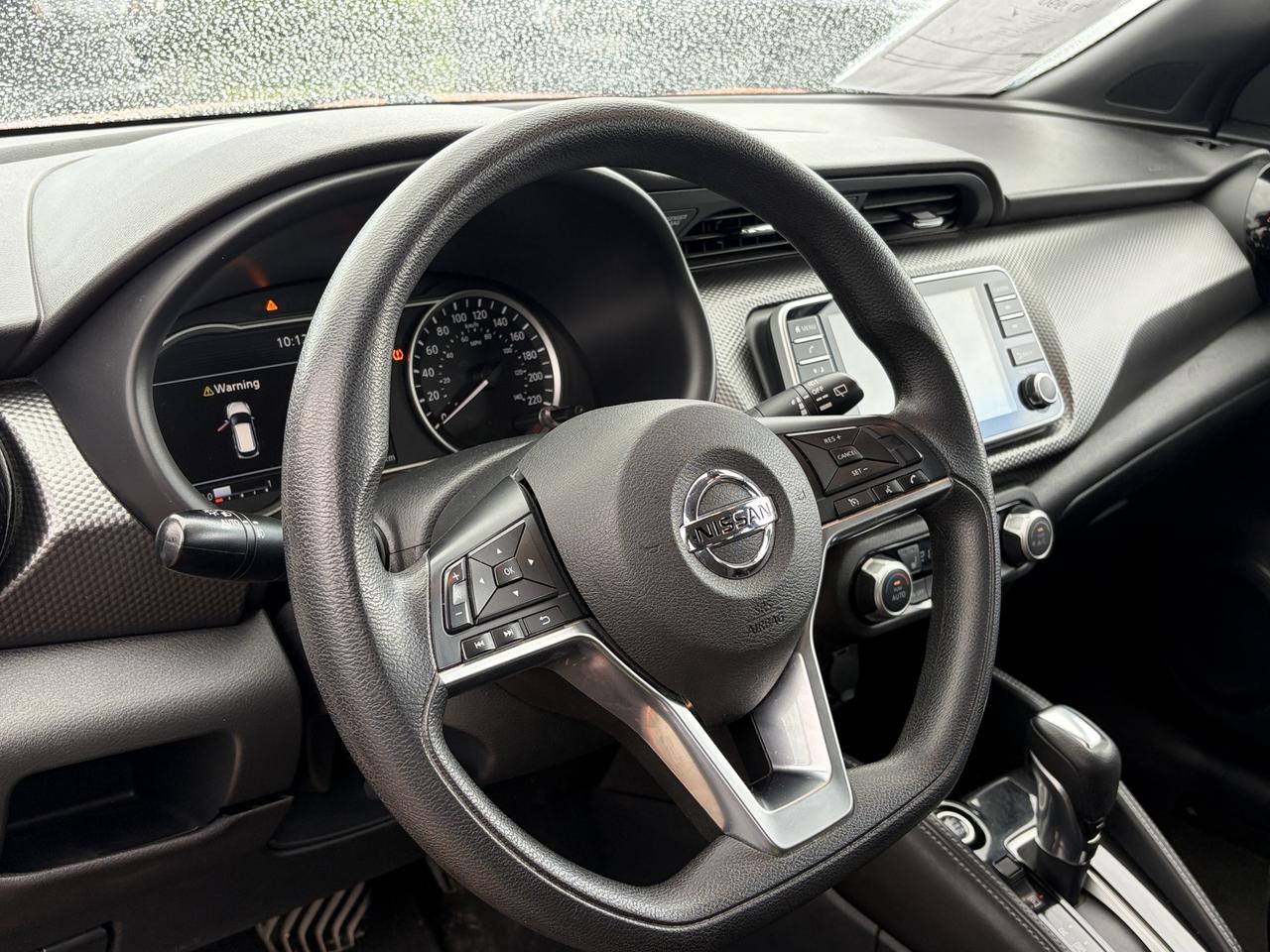 2020 Nissan Kicks SV   Heated Seats   Blindspot   Lane Departure Photo