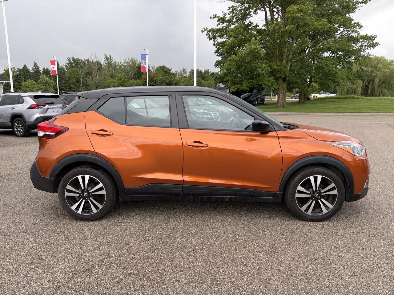 2020 Nissan Kicks SV   Heated Seats   Blindspot   Lane Departure Photo