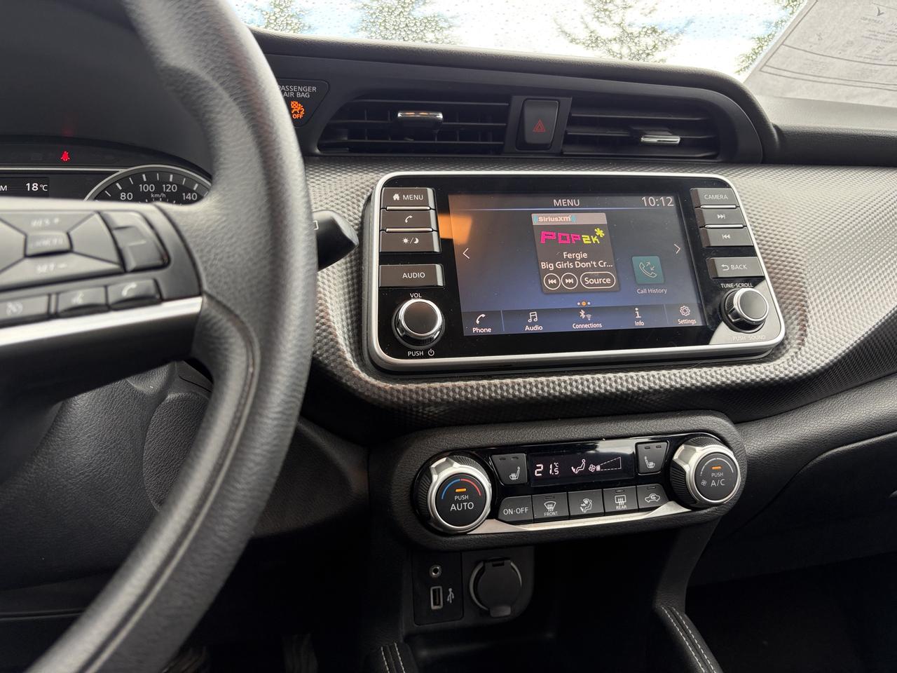 2020 Nissan Kicks SV   Heated Seats   Blindspot   Lane Departure Photo
