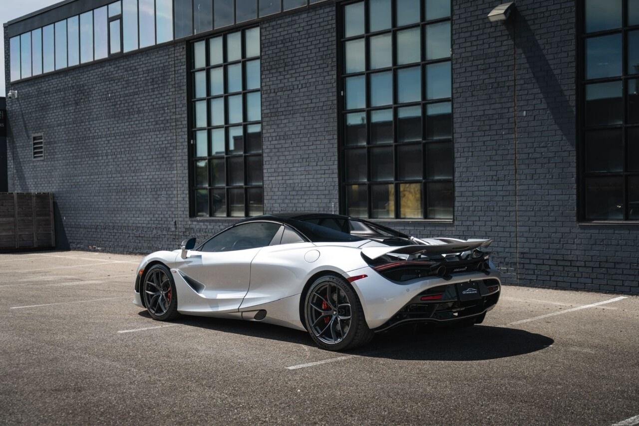 2020 McLaren 720S Performance Spider Photo3