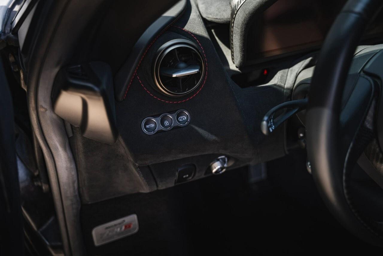 2020 McLaren 720S Performance Spider Photo