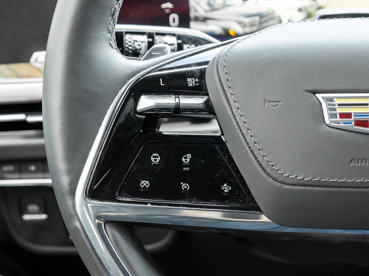 2025 Cadillac Escalade NO LUXURY TAX!  Sport Platinum   6.2L V8 Photo