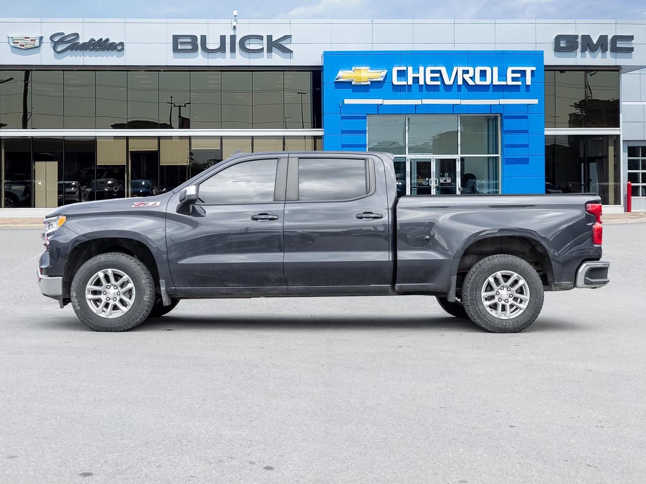 2022 Chevrolet Silverado 1500 LT Crew Cab 4WD   Z71 Off-Road Package Photo