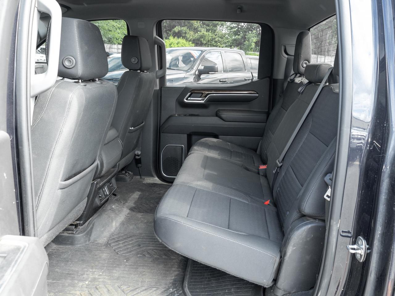 2022 Chevrolet Silverado 1500 LT Crew Cab 4WD   Z71 Off-Road Package Photo