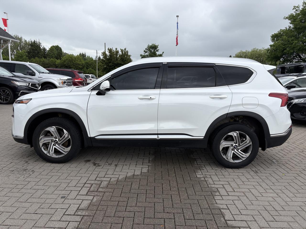 2022 Hyundai Santa Fe Preferred AWD   Heated Seats & Steering Wheel Photo