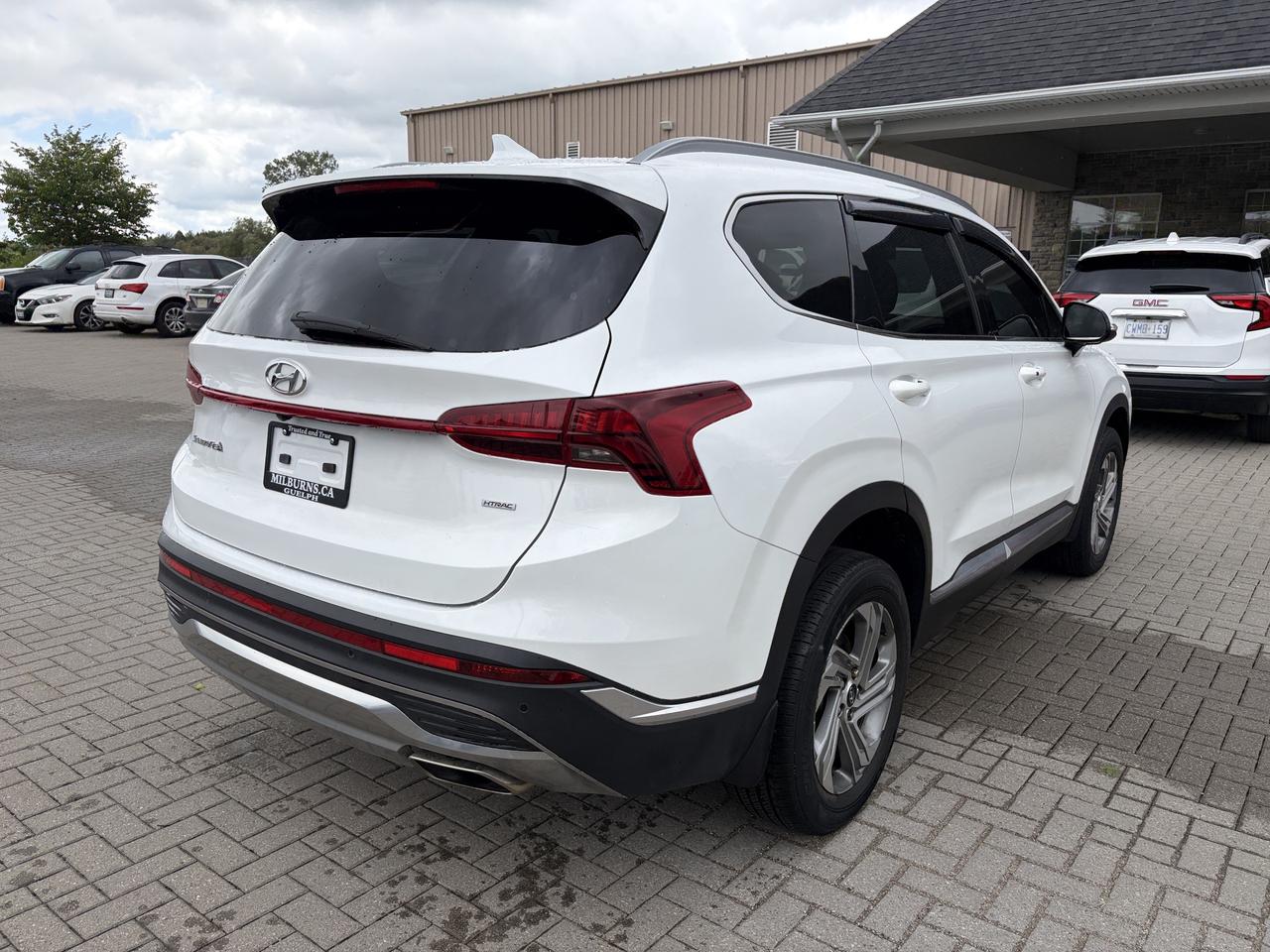 2022 Hyundai Santa Fe Preferred AWD   Heated Seats & Steering Wheel Photo