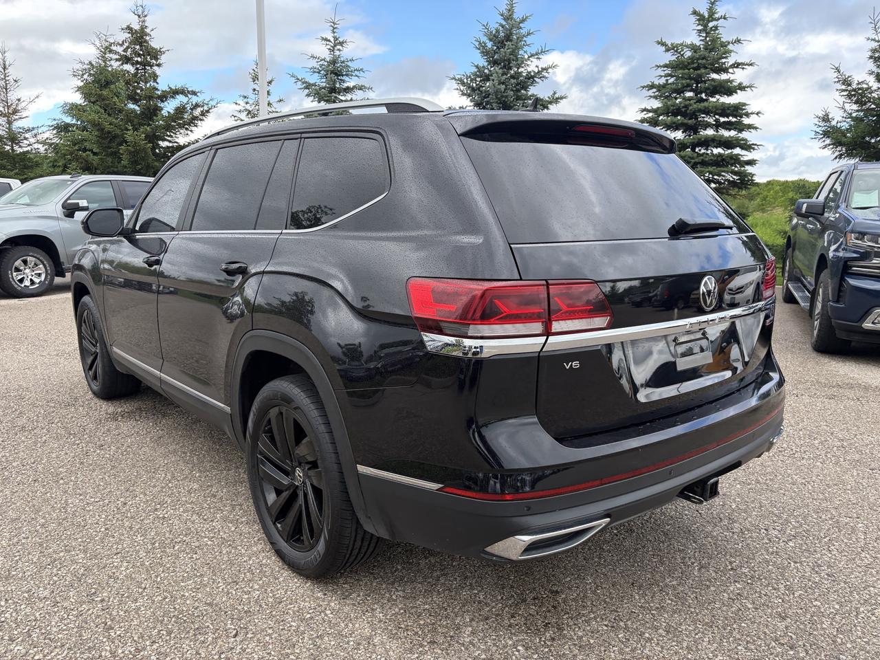 2021 Volkswagen Atlas Highline 3.6 AWD Nav Pano Roof Heated/Cooled Seats Photo