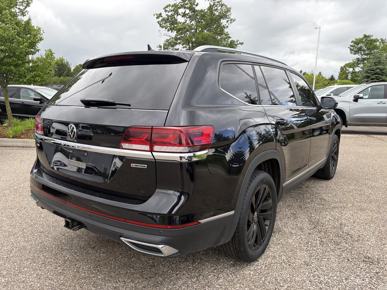2021 Volkswagen Atlas Highline 3.6 AWD Nav Pano Roof Heated/Cooled Seats Photo