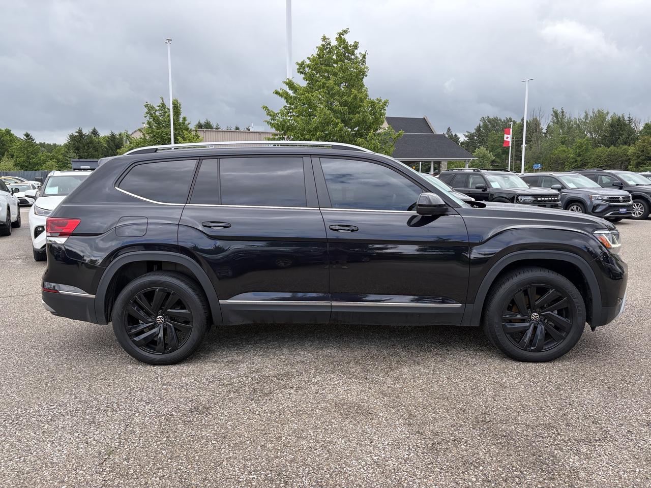 2021 Volkswagen Atlas Highline 3.6 AWD Nav Pano Roof Heated/Cooled Seats Photo