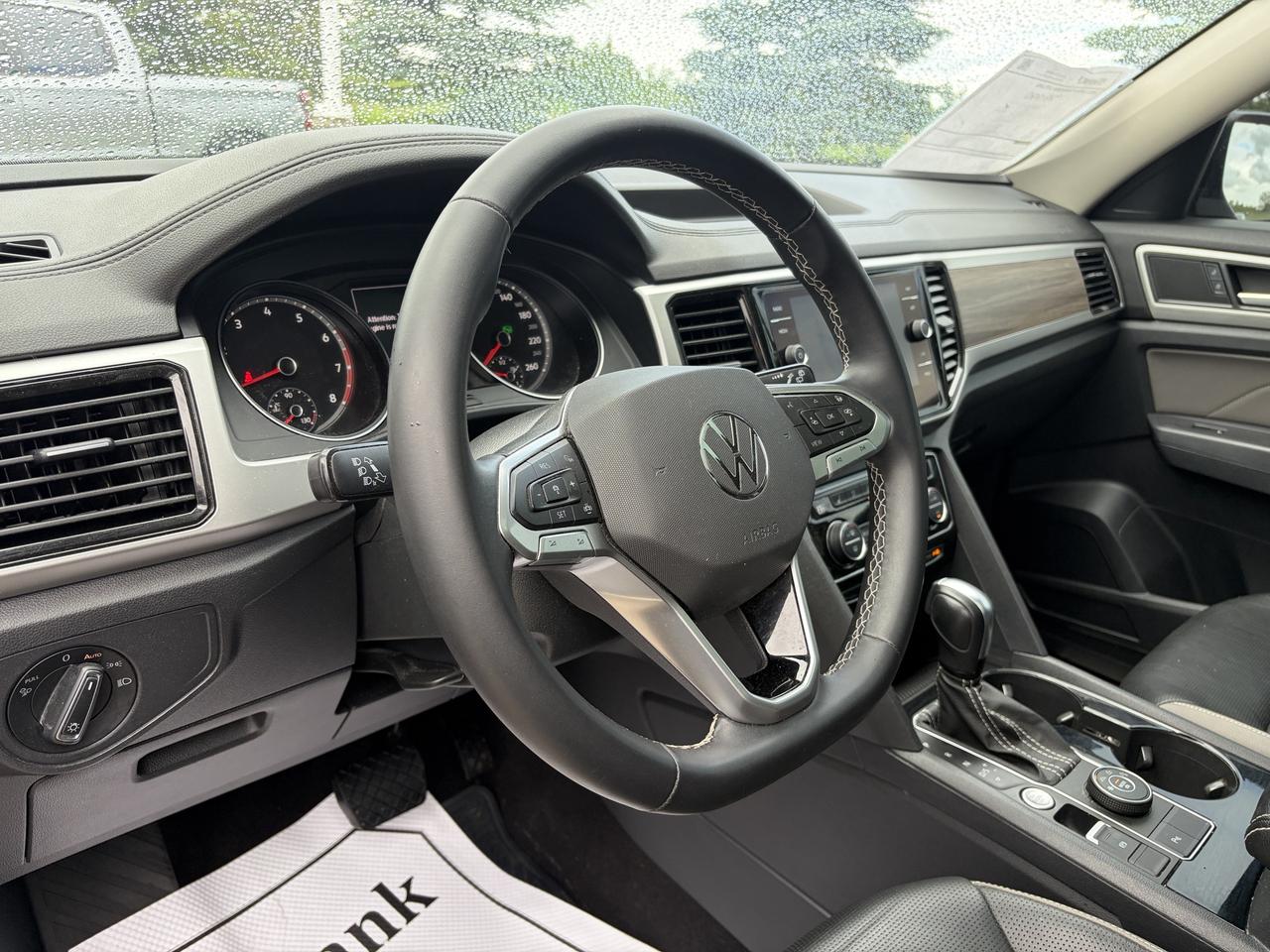 2021 Volkswagen Atlas Highline 3.6 AWD Nav Pano Roof Heated/Cooled Seats Photo