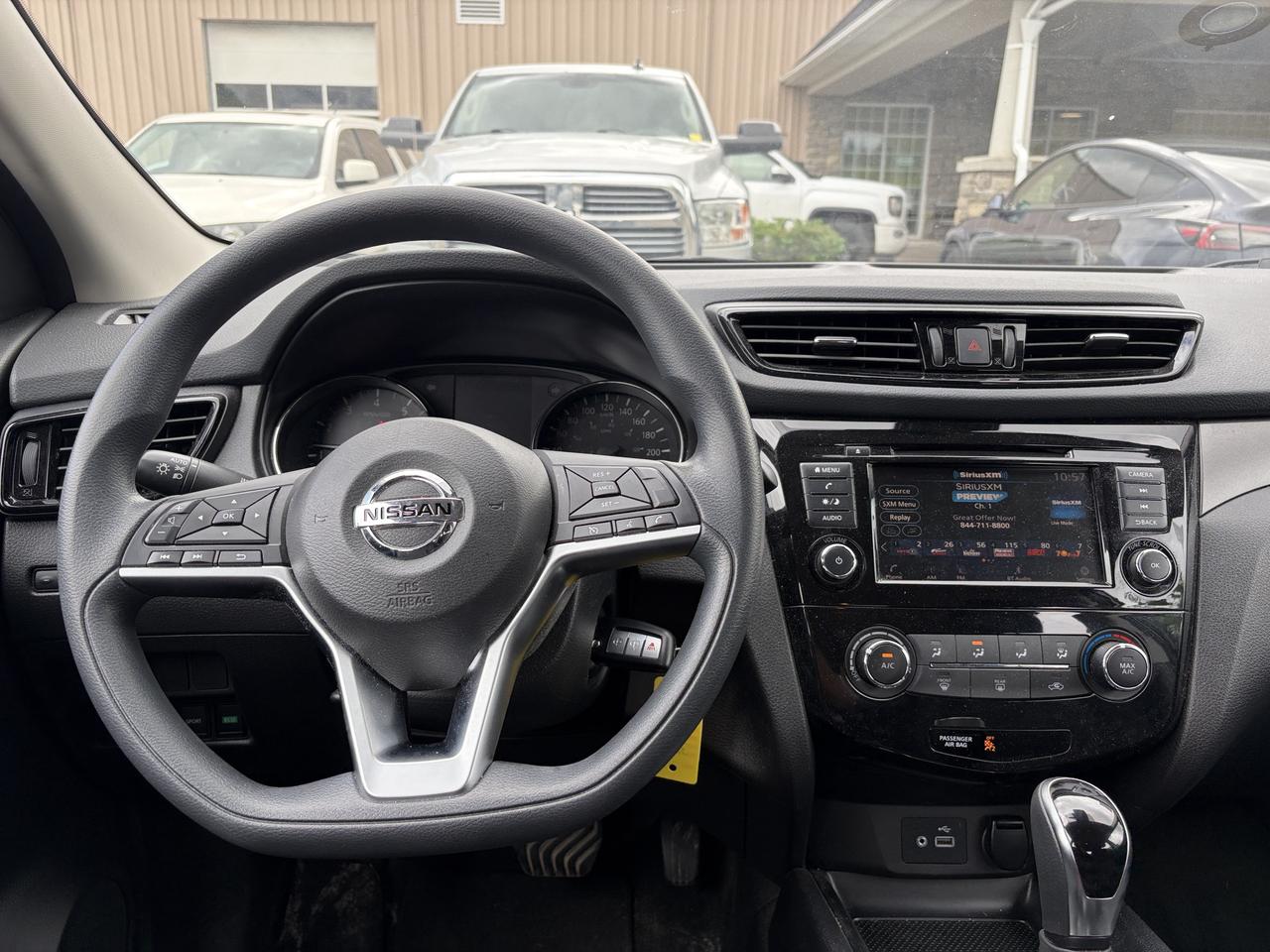2021 Nissan Qashqai S FWD   Heated Seats   Blind-spot   Lane Departure Photo