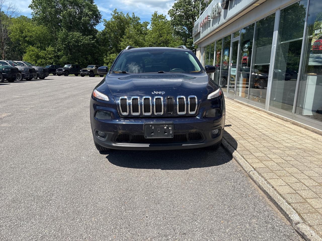 2015 Jeep Cherokee North Photo