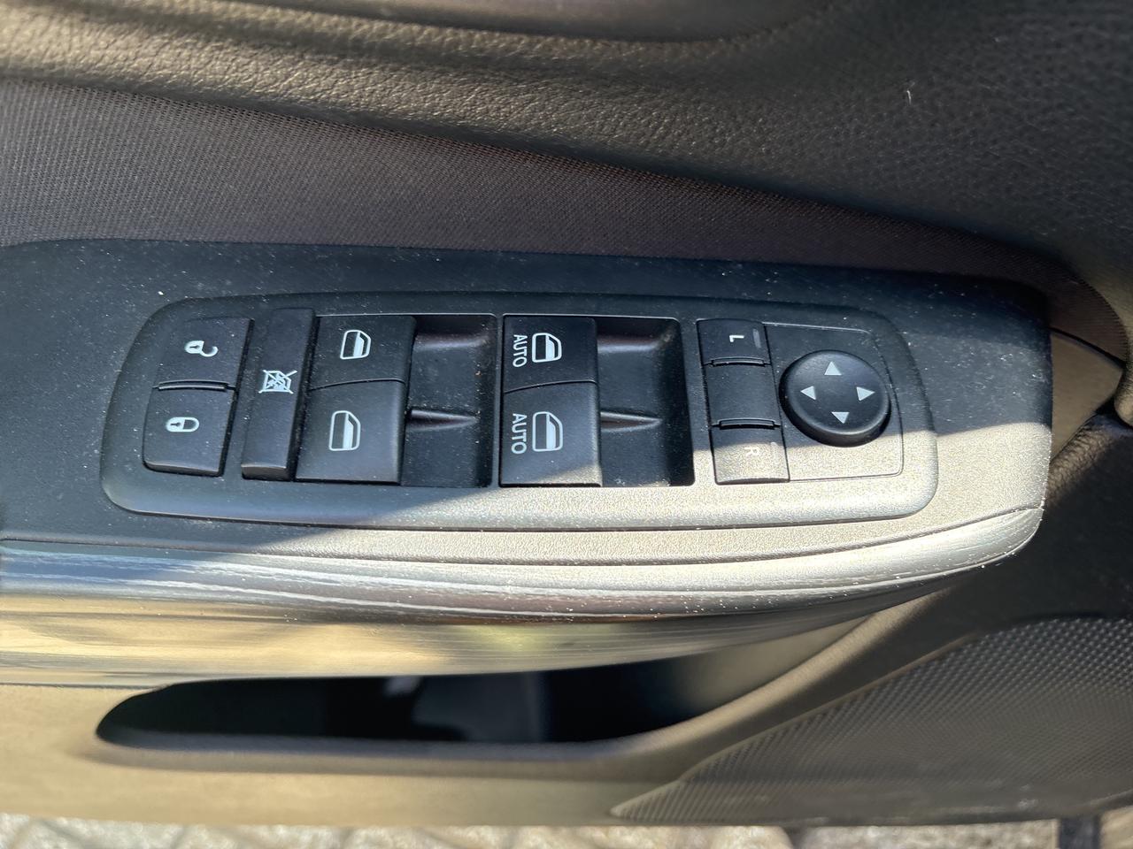 2015 Jeep Cherokee North Photo