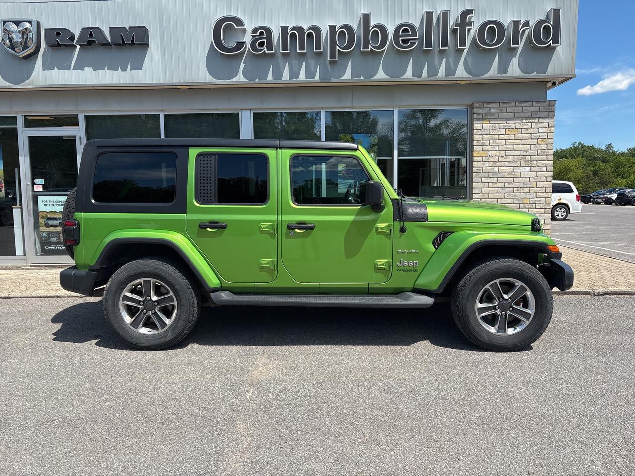 2019 Jeep WRANGLER UNLIMITED Sahara Photo3
