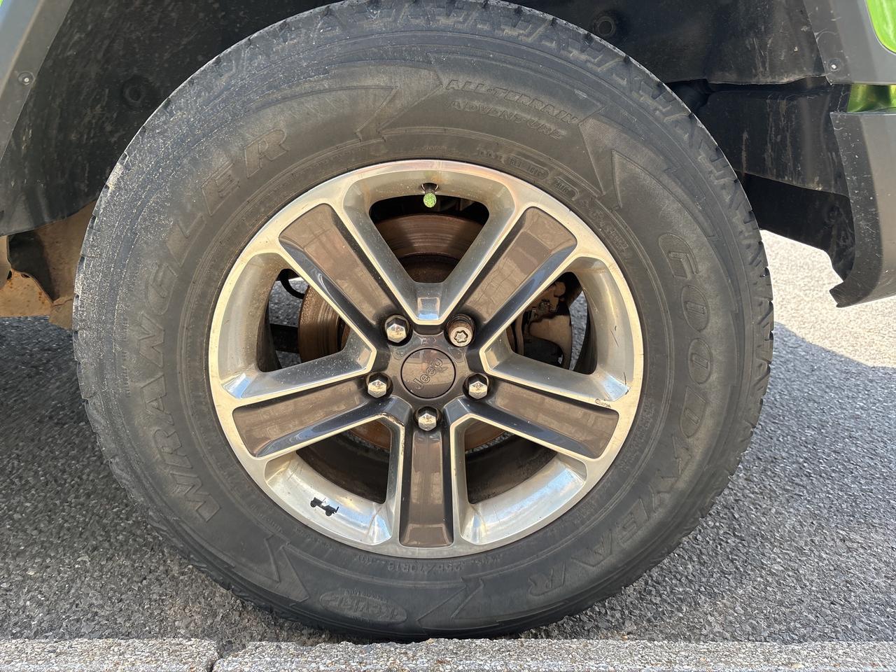 2019 Jeep WRANGLER UNLIMITED Sahara Photo