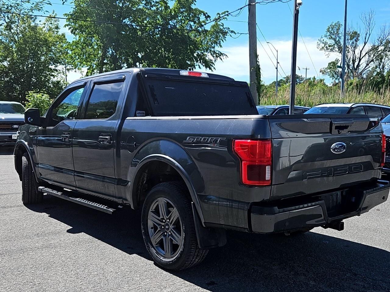 2020 Ford F-150 Lariat 4WD SuperCrew 5.5' Box Photo