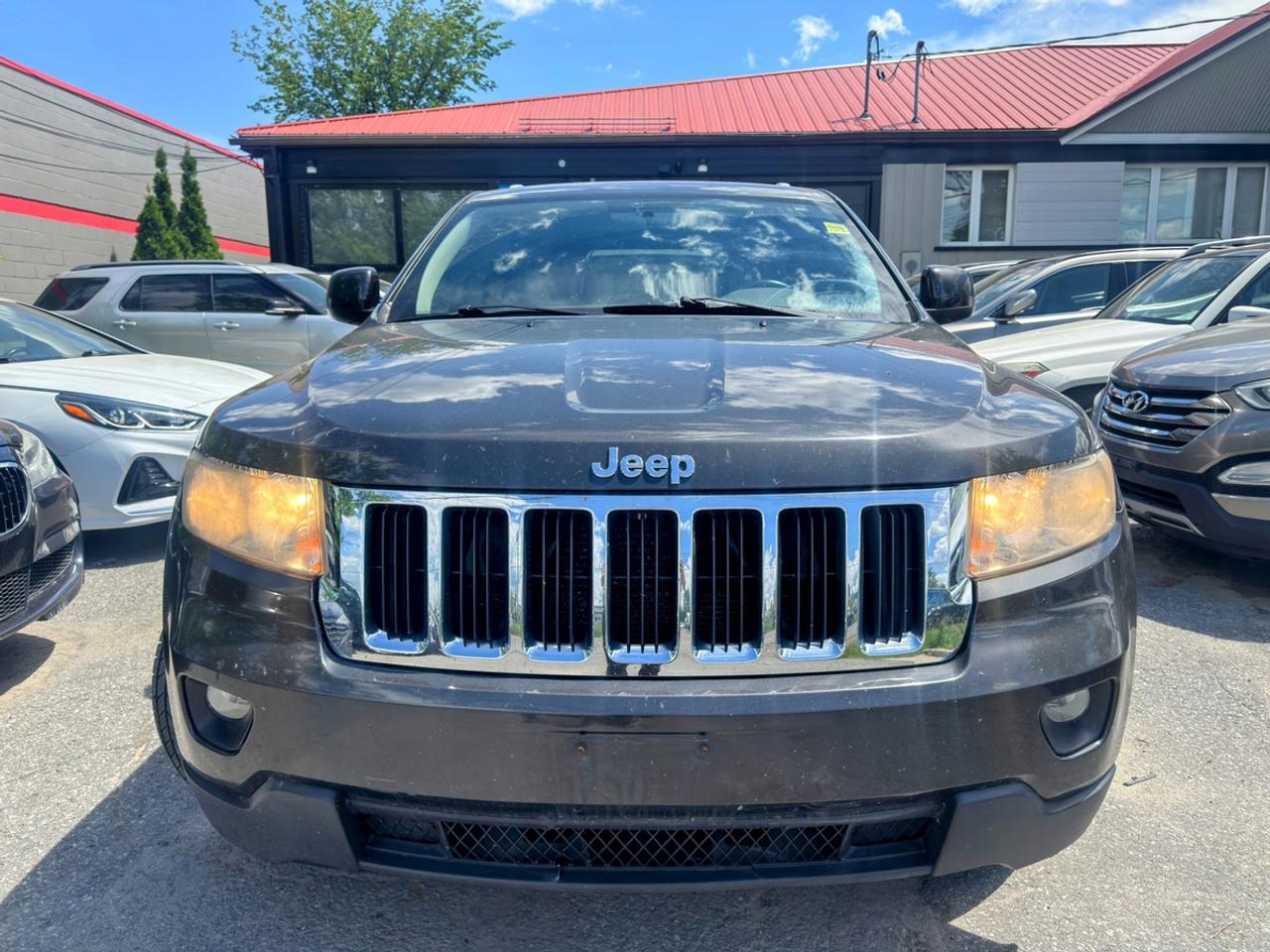 2011 Jeep Grand Cherokee Laredo Photo