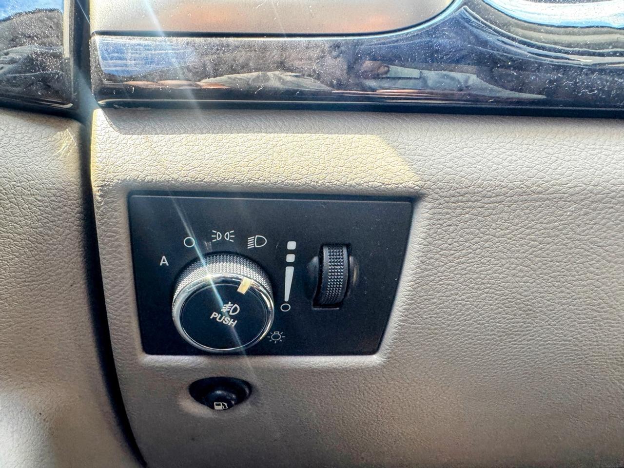 2011 Jeep Grand Cherokee Laredo Photo