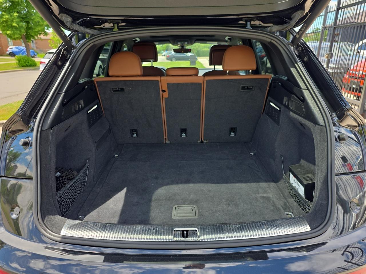2022 Audi Q5 Progressiv S-Line *BROWN INT / CARPLAY / ROOF / DR Photo