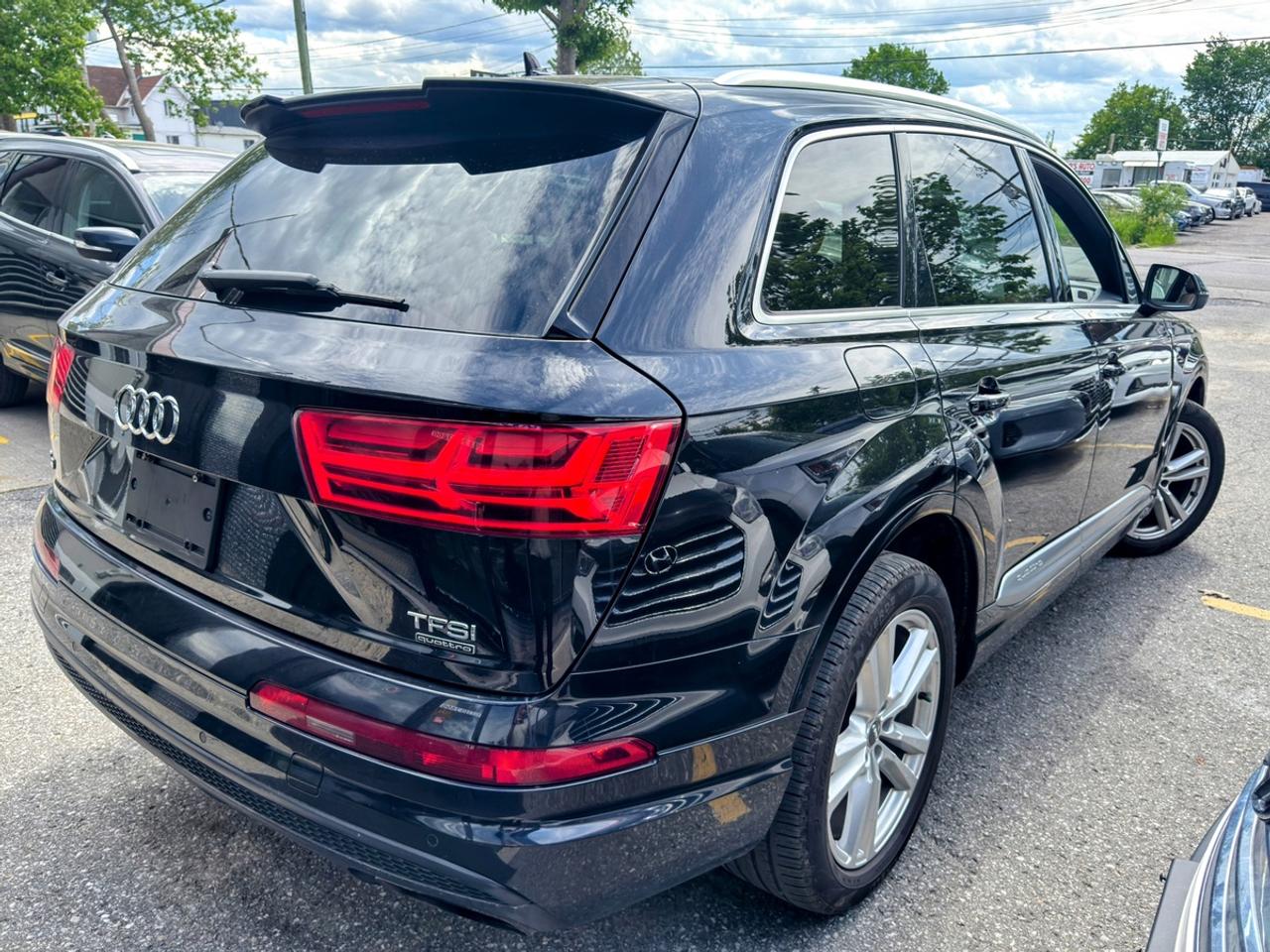 2017 Audi Q7 Progressiv S-Line Photo