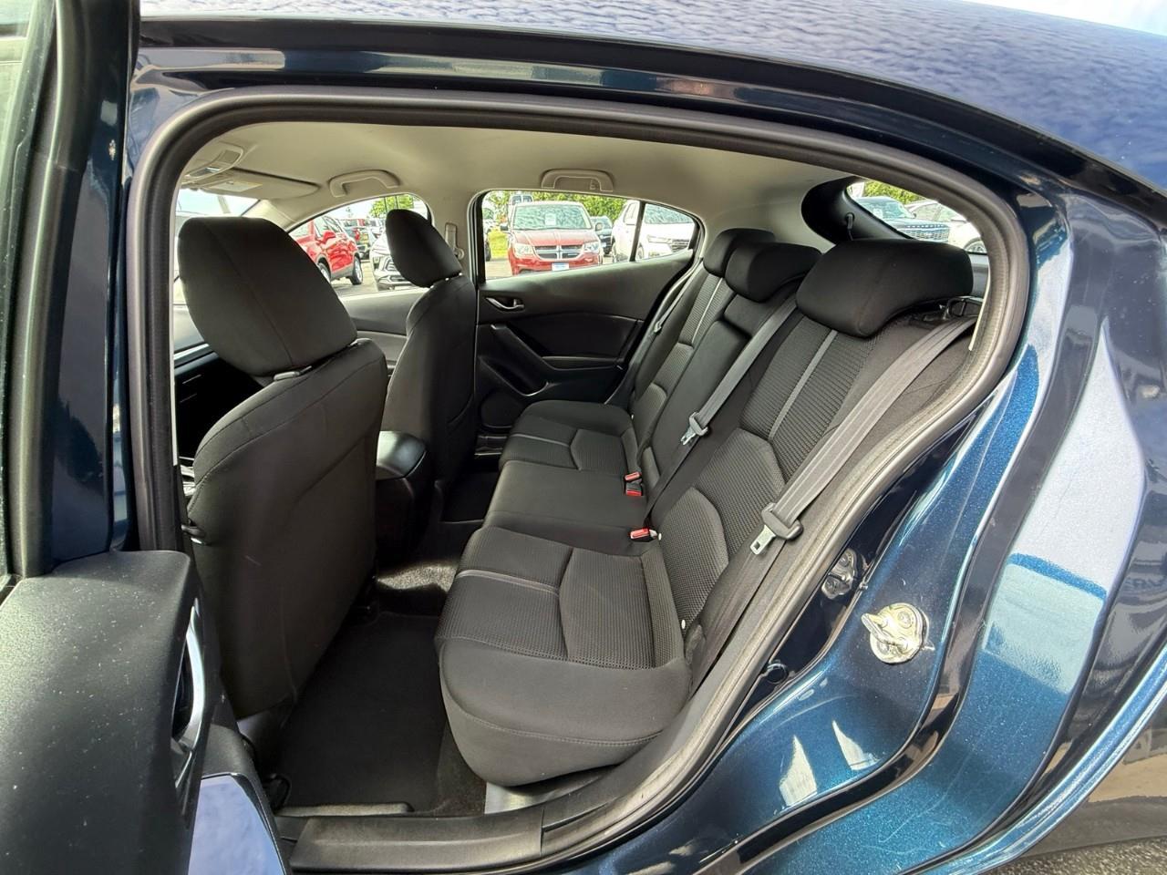 2018 Mazda 3 GS (A6) 4dr Sport Photo