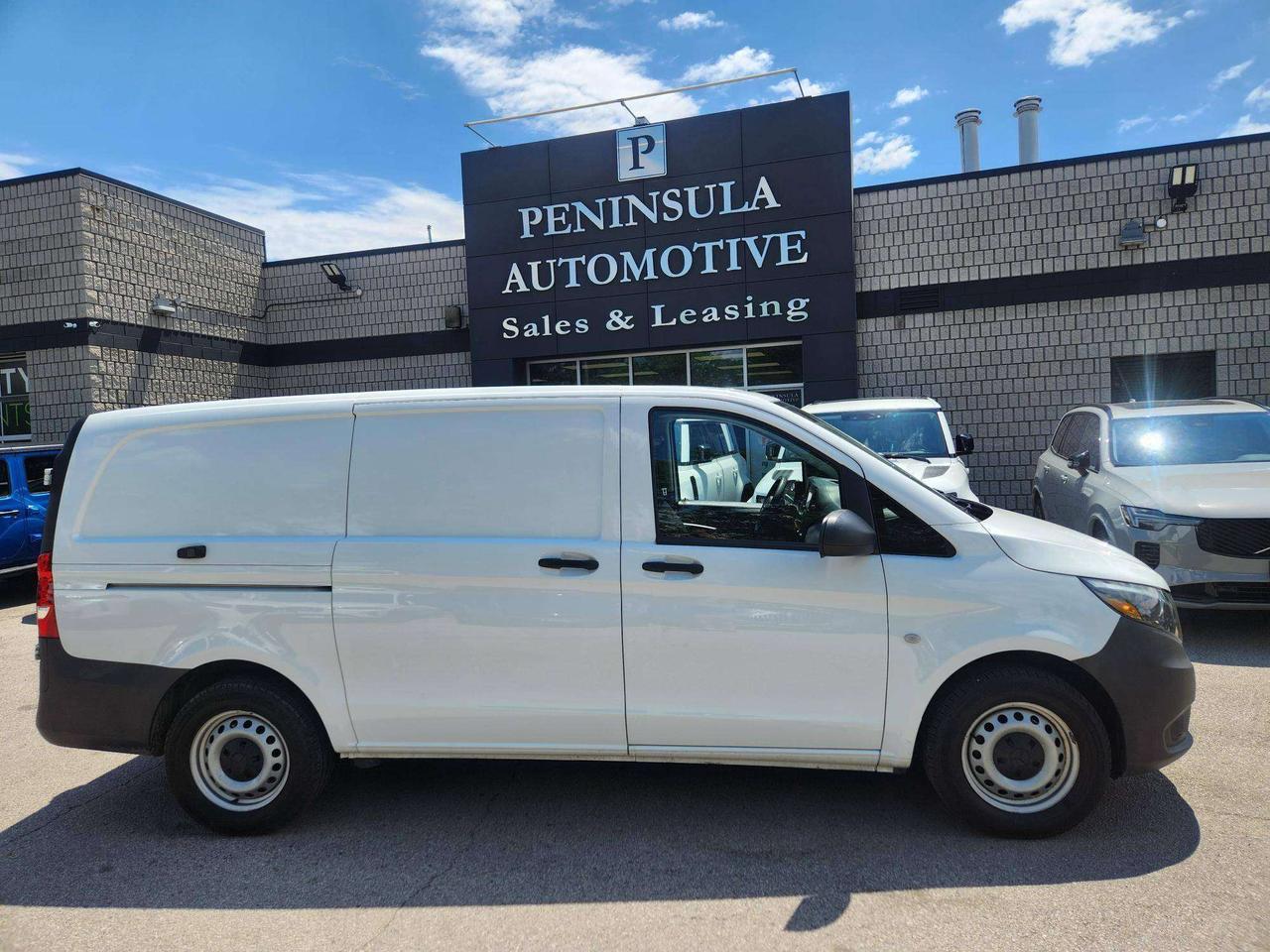 2023 Mercedes-Benz Metris Cargo Van 126WB, HEATED SEATS, PARTITION, HARD FLOOR,CRUISE Photo
