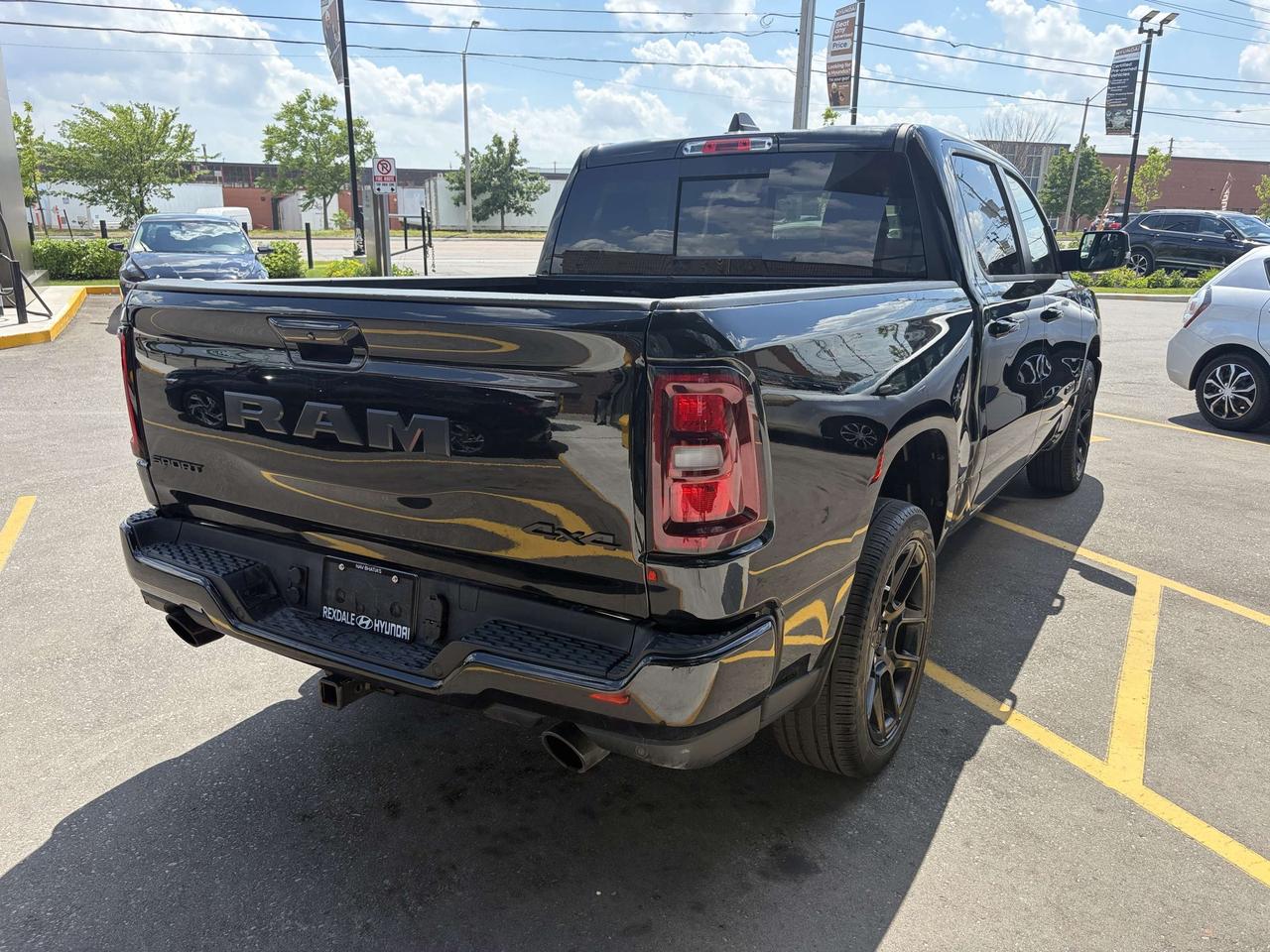 2025 RAM 1500 SPORT 4X4   ONE OWNER Photo