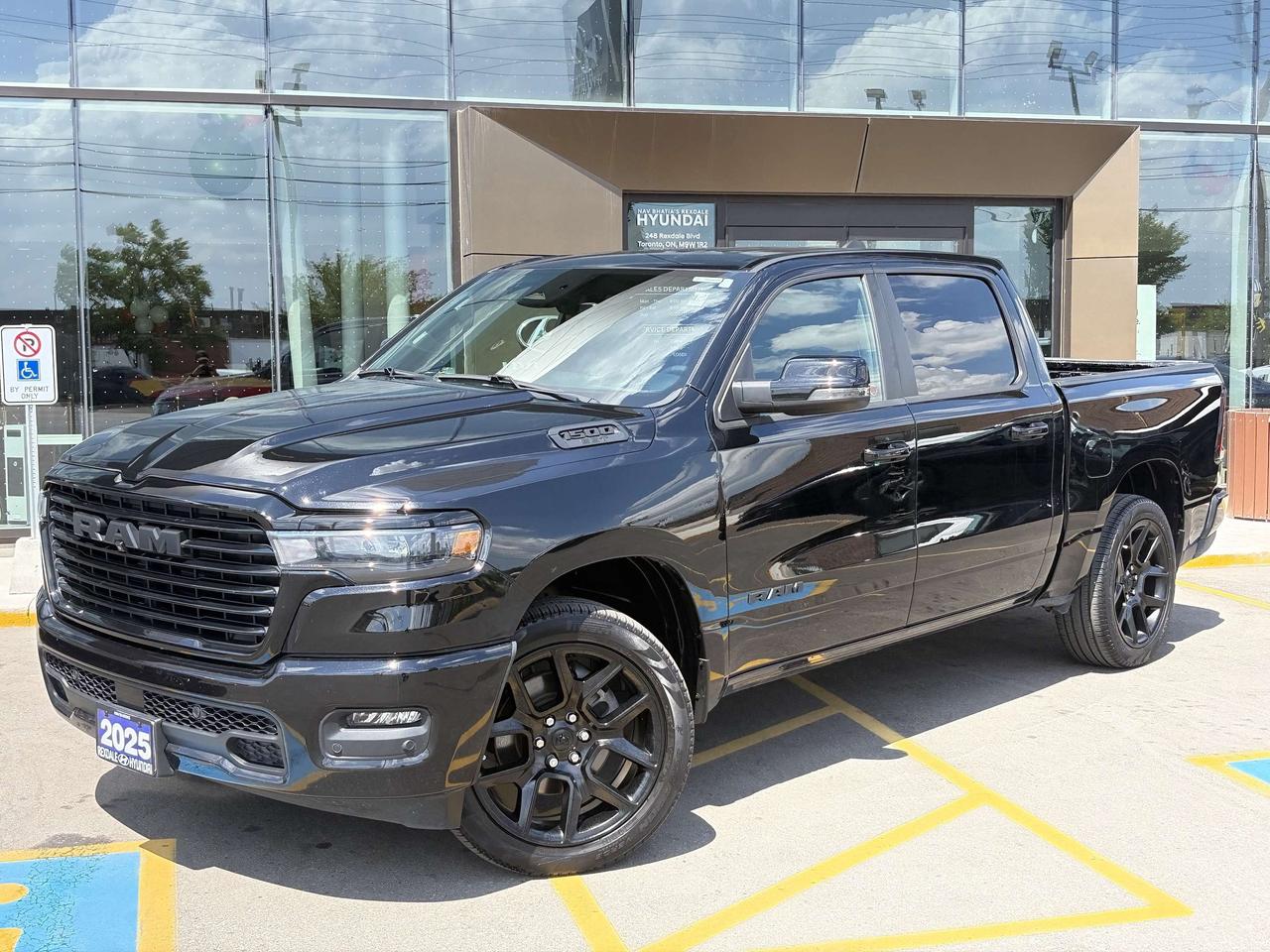 2025 RAM 1500 SPORT 4X4   ONE OWNER Photo