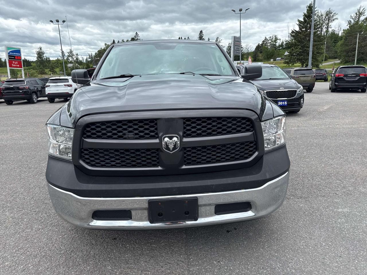 2016 RAM 1500 ST - remote start - cruise control Photo