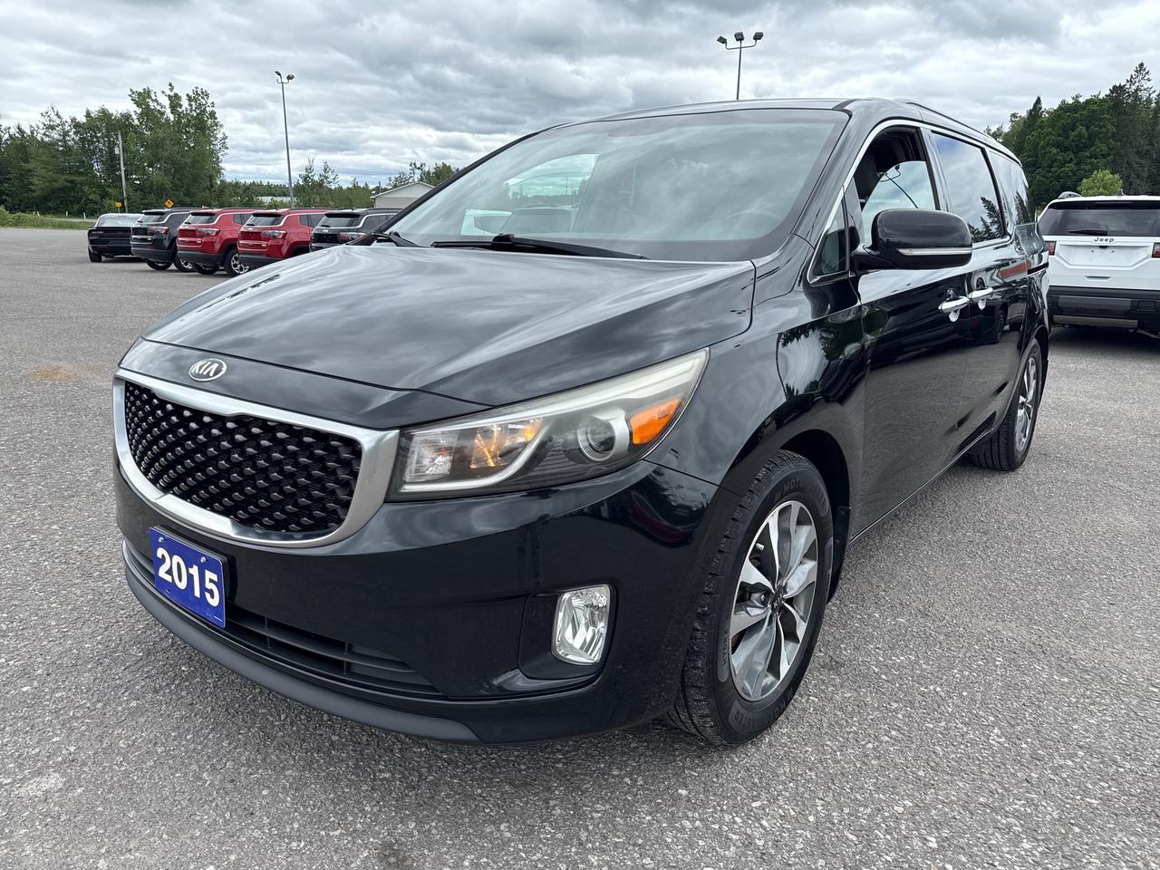 2015 Kia Sedona SX - htd seats - cruise control Photo0