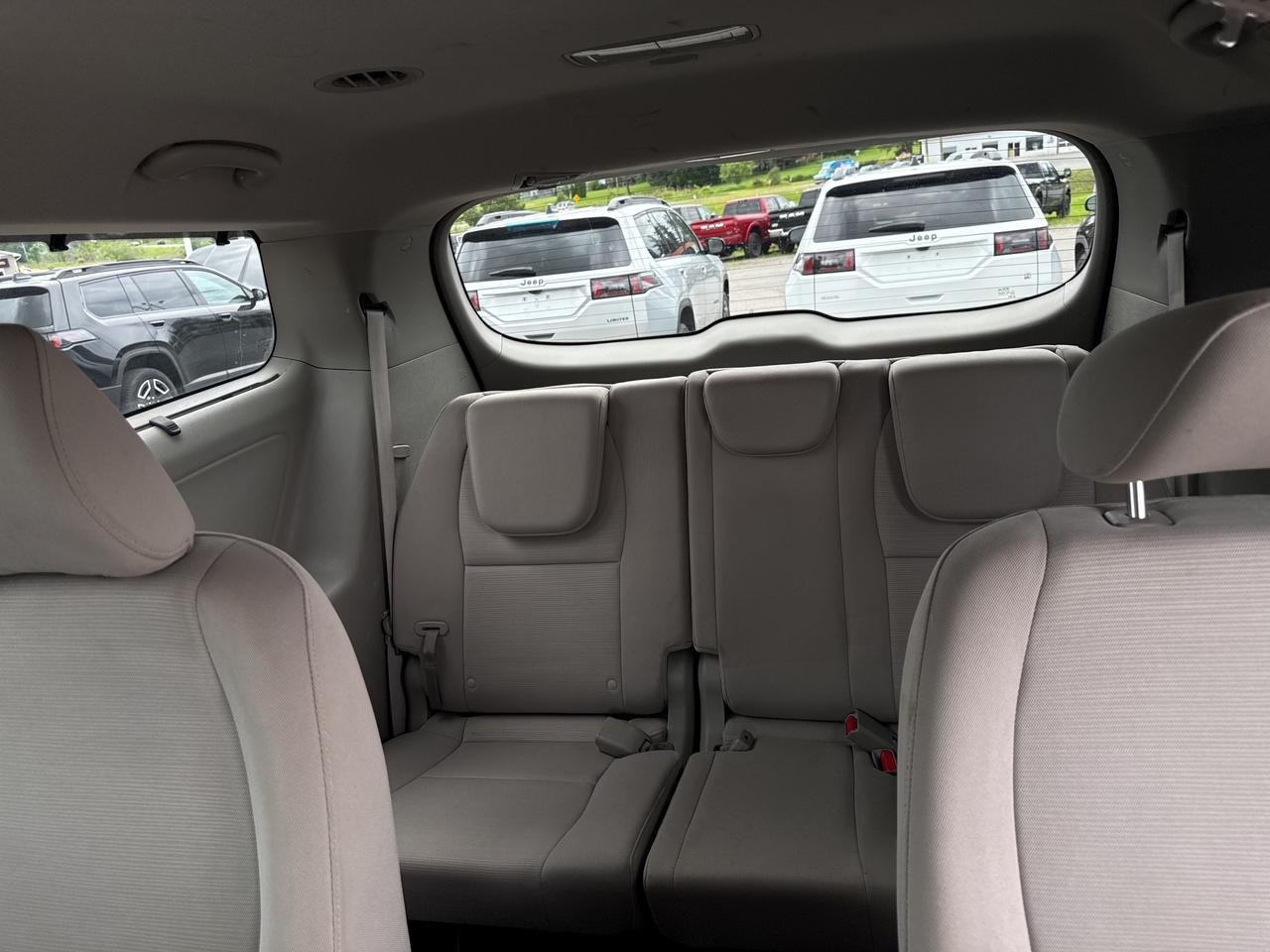 2015 Kia Sedona SX - htd seats - cruise control Photo