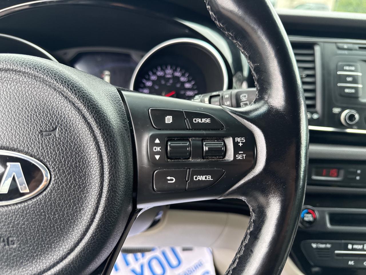 2015 Kia Sedona SX - htd seats - cruise control Photo