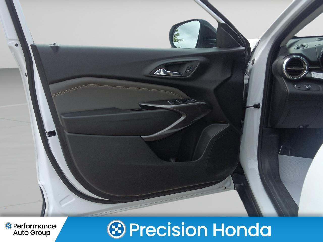 2025 Chevrolet Trax ACTIV Photo