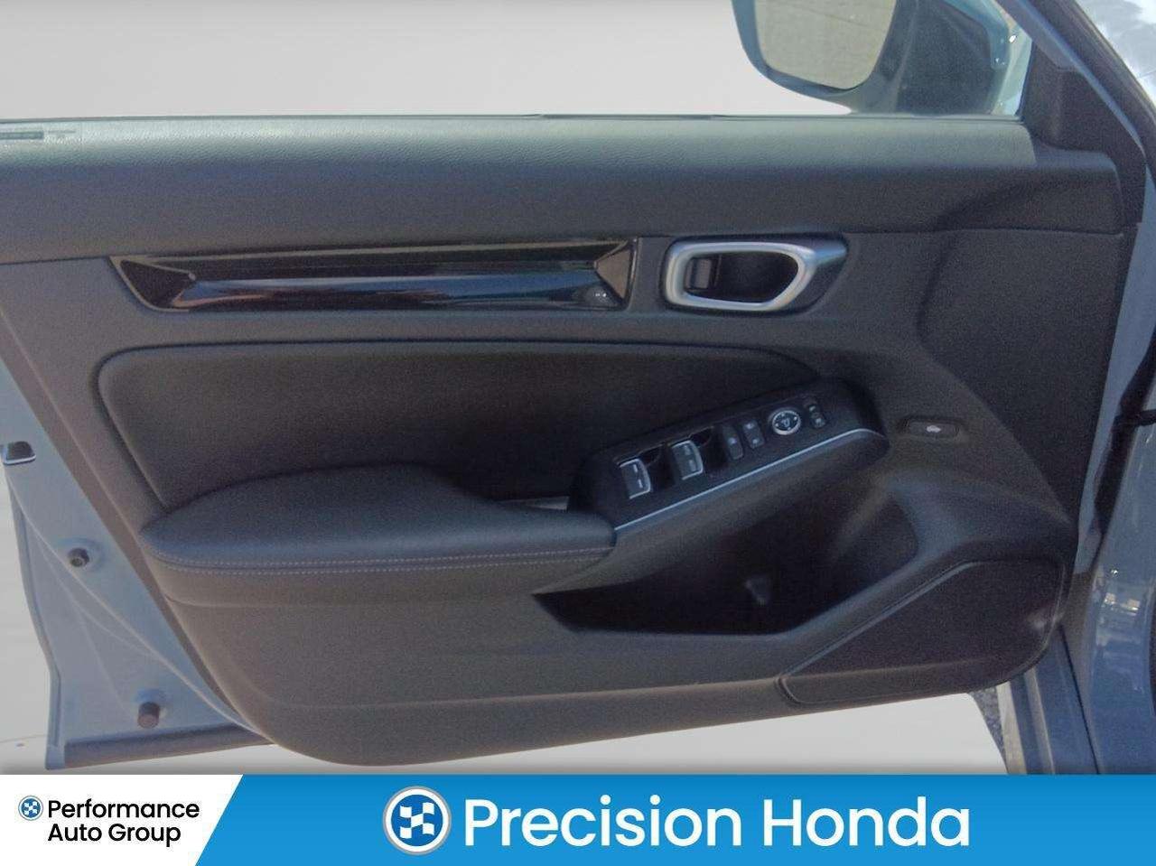 2024 Honda Civic Touring Leather  Navigation  Sunroof Photo