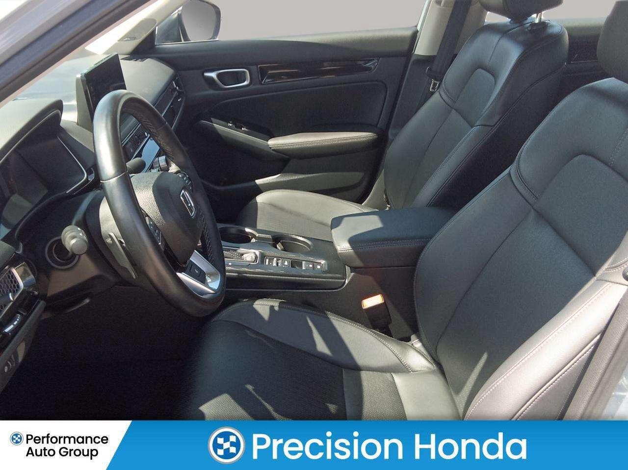 2024 Honda Civic Touring Leather  Navigation  Sunroof Photo