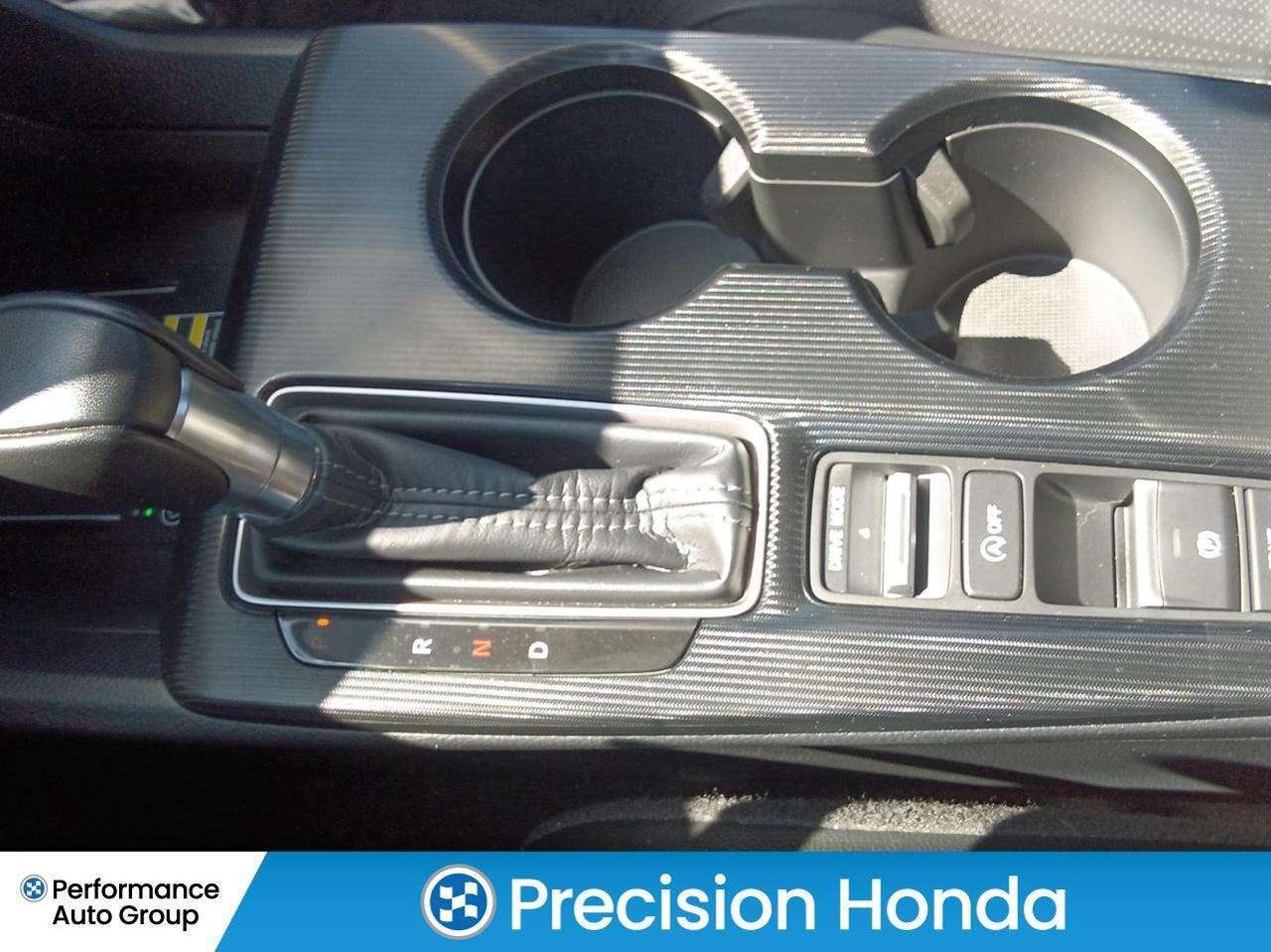 2024 Honda Civic Touring Leather  Navigation  Sunroof Photo