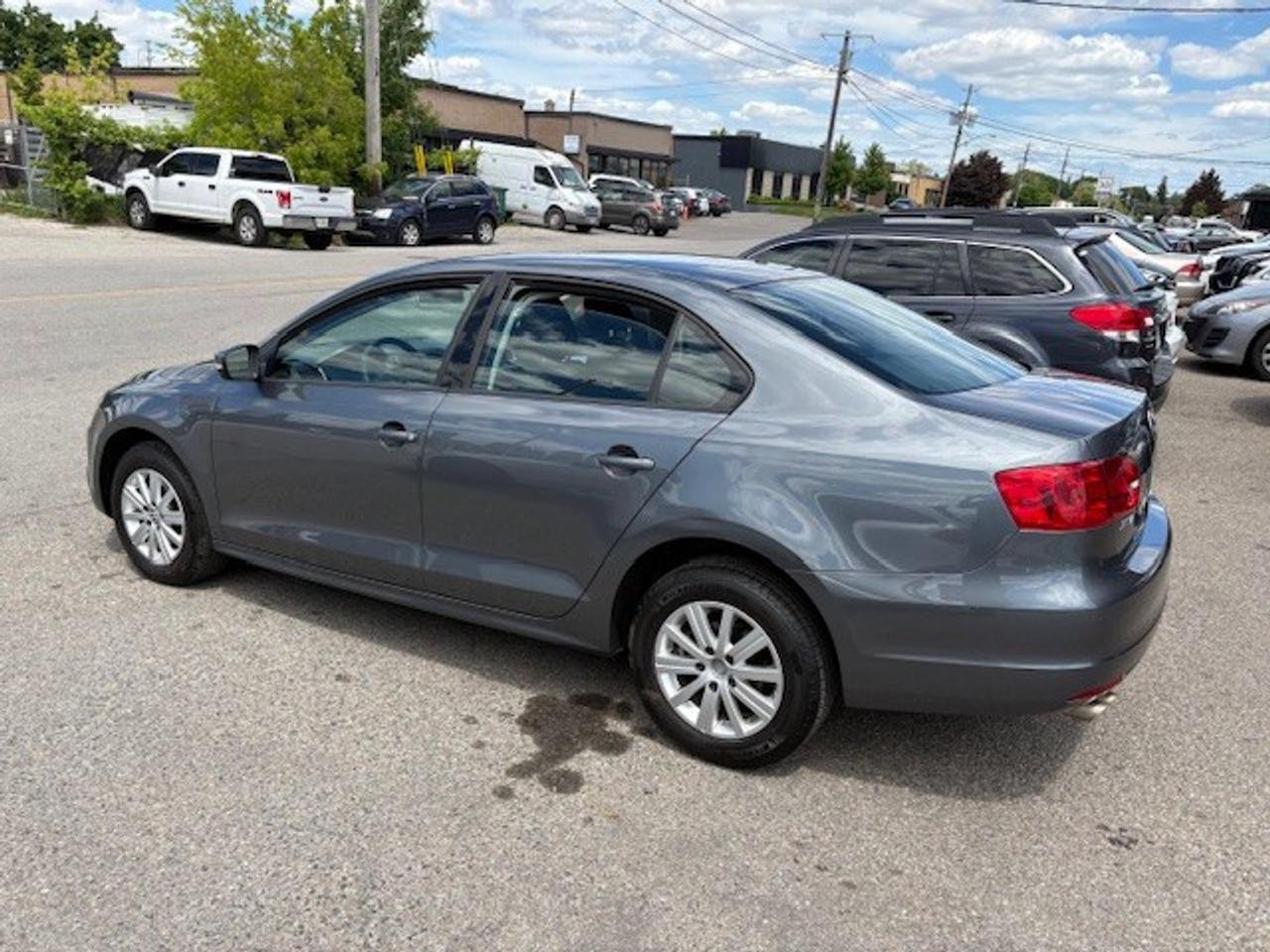 2014 Volkswagen Jetta 2.0L Comfortline (A6) 4dr Sedan Photo
