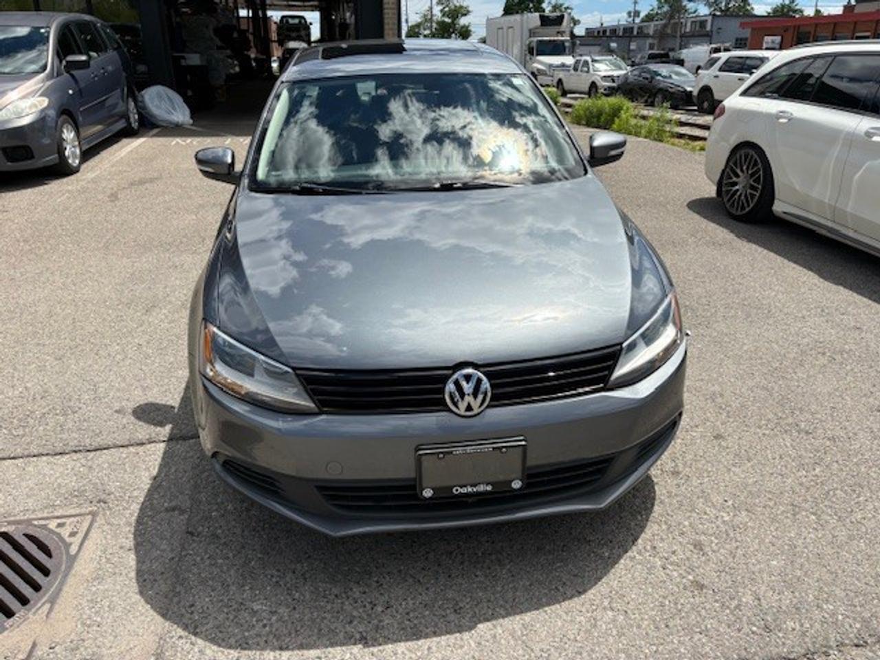 2014 Volkswagen Jetta 2.0L Comfortline (A6) 4dr Sedan Photo