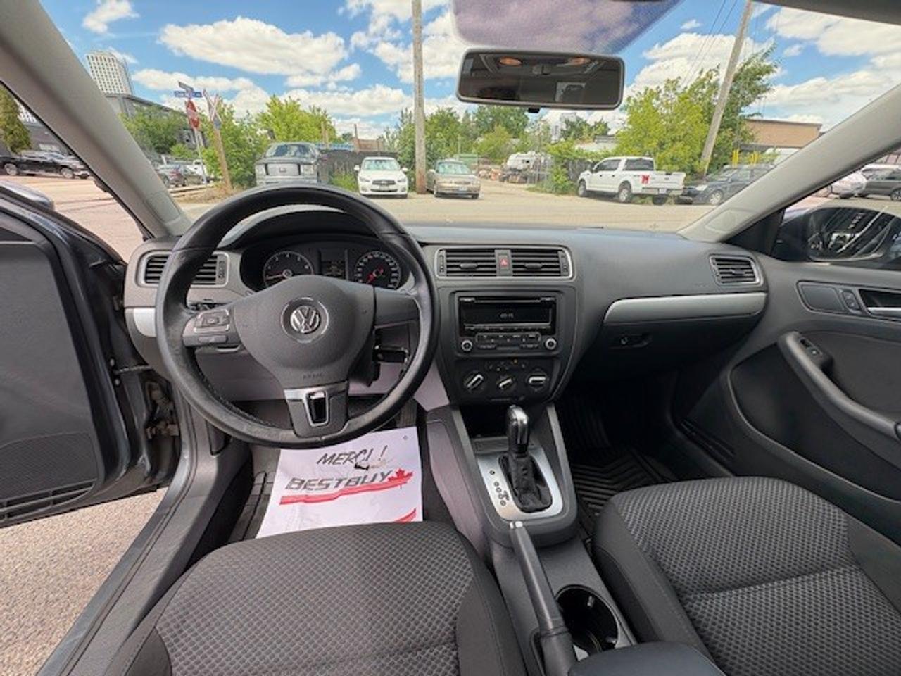 2014 Volkswagen Jetta 2.0L Comfortline (A6) 4dr Sedan Photo